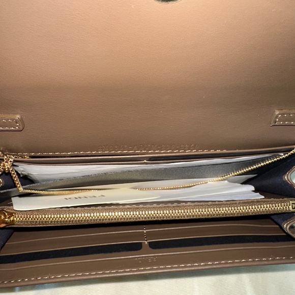 FF Diamonds Continental With Chain - Picture 11 of 16